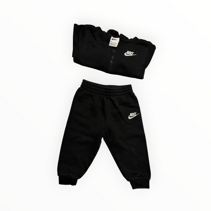 Nike, 2 ans, comme neuf