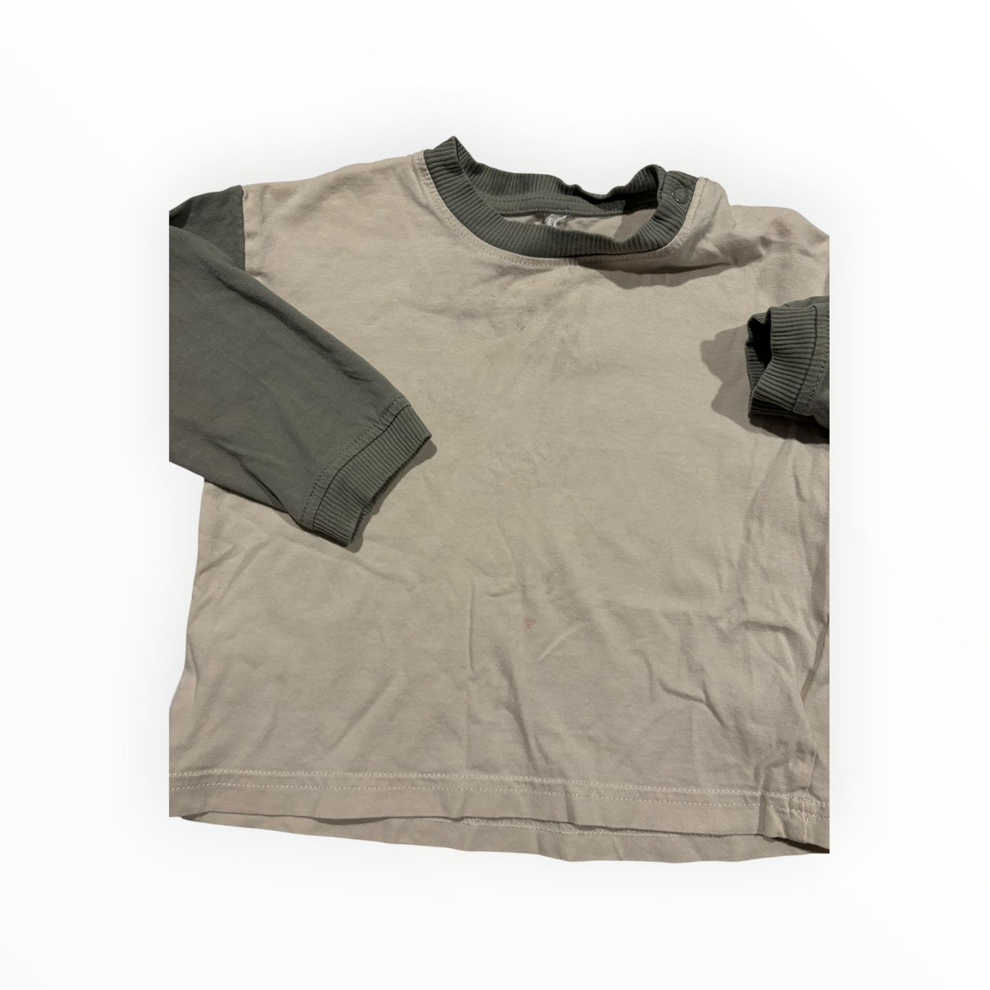 H&M, 12-18 mois, tâché