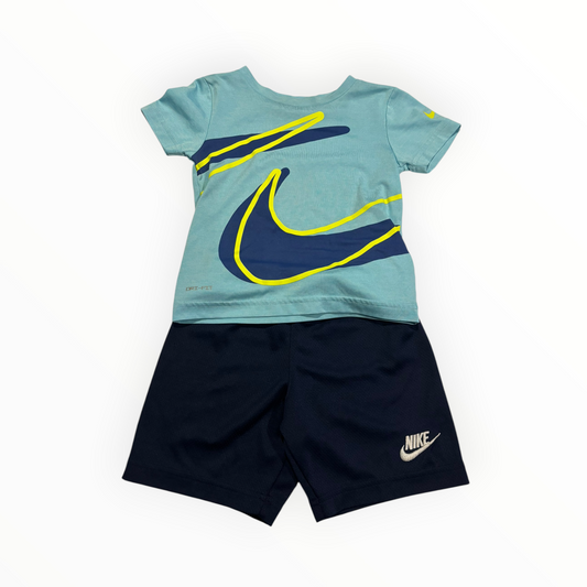 Nike ensemble, 2-4 ans, comme neuf